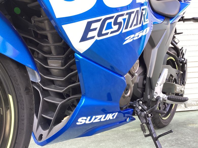 ＧＩＸＸＥＲ　ＳＦ　２５０