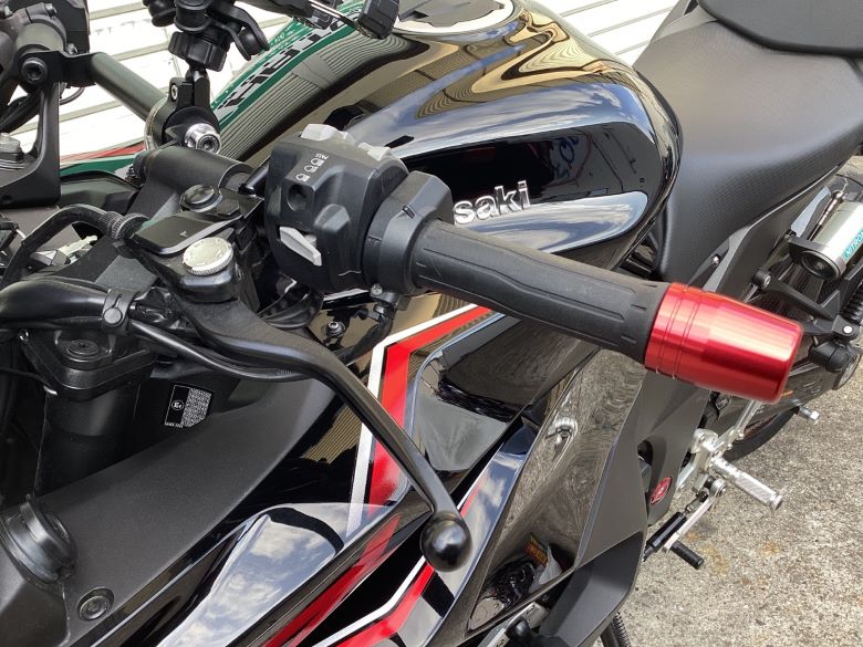 Ｎｉｎｊａ　１０００　ＳＸ