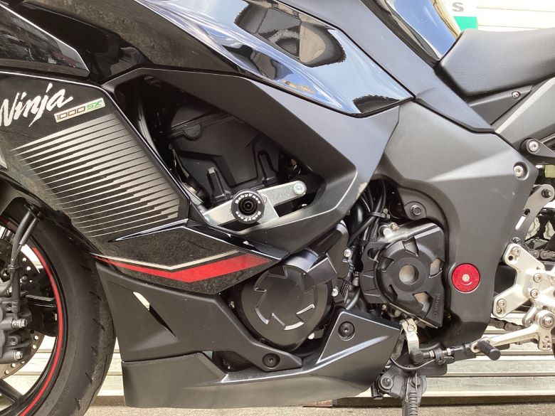 Ｎｉｎｊａ　１０００　ＳＸ