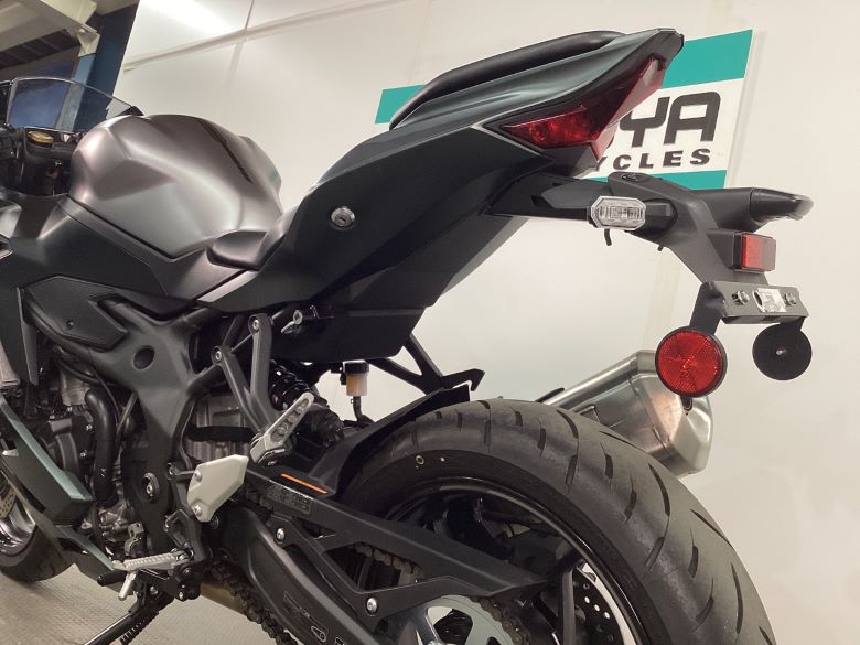 Ｎｉｎｊａ　ＺＸ−４Ｒ　ＳＥ