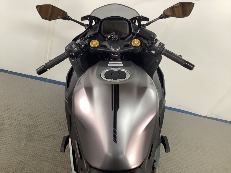 Ｎｉｎｊａ　ＺＸ−４Ｒ　ＳＥ