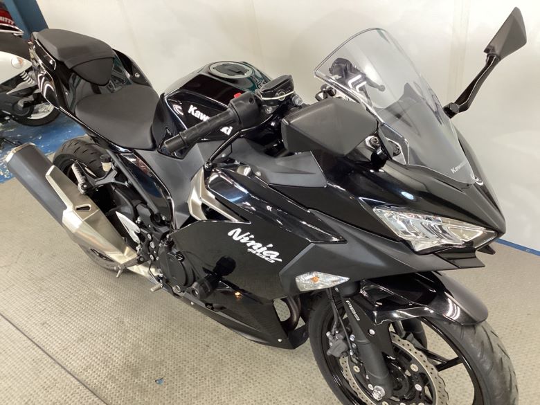 Ｎｉｎｊａ　４００