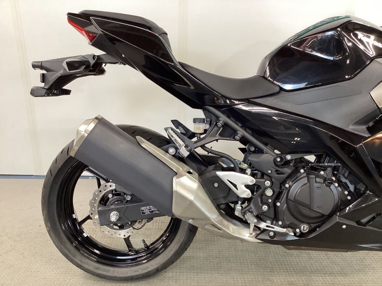 Ｎｉｎｊａ　４００