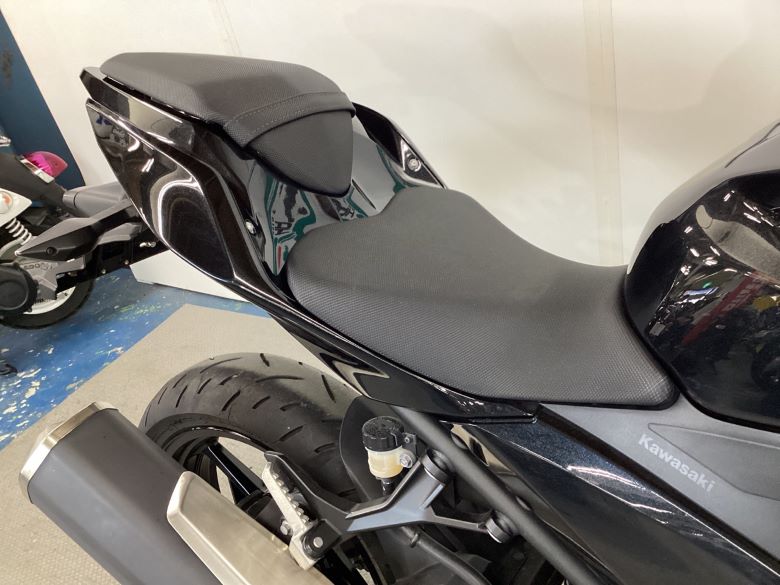 Ｎｉｎｊａ　４００