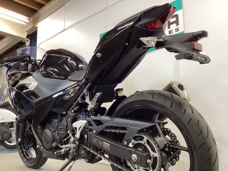 Ｎｉｎｊａ　４００