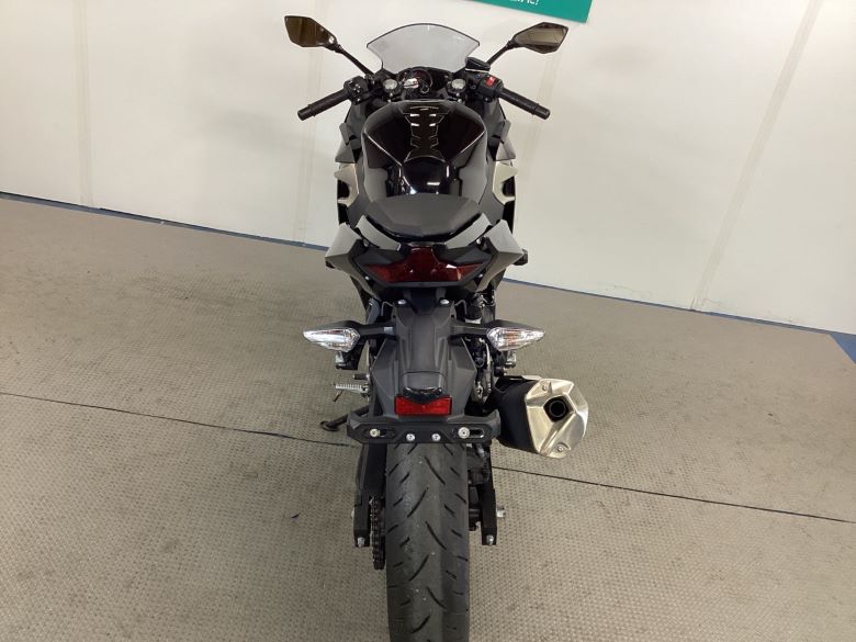 Ｎｉｎｊａ　４００