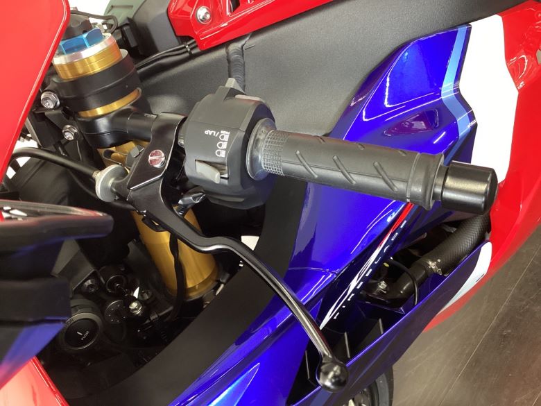 ＣＢＲ１０００ＲＲ−Ｒ