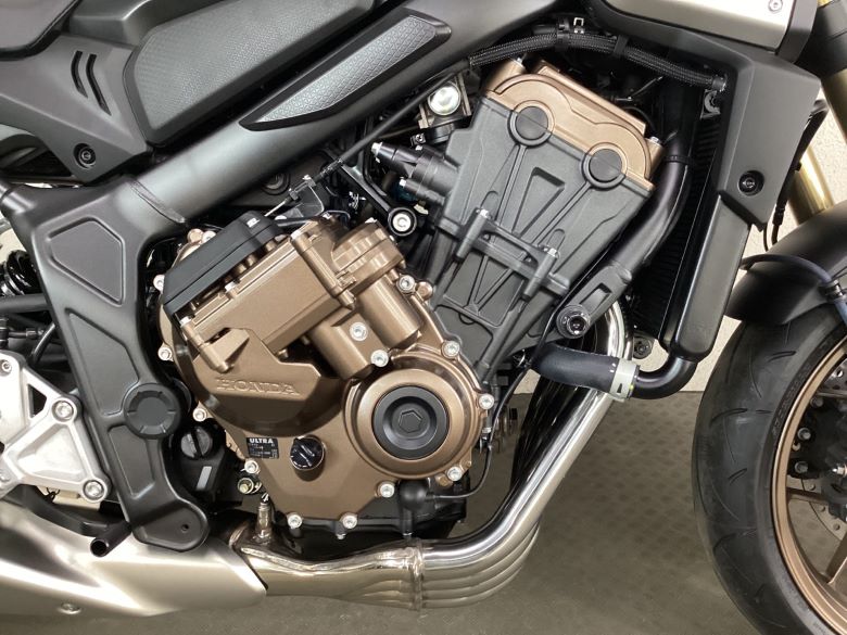 ＣＢ６５０Ｒ　Ｅ−Ｃｌｕｔｃｈ