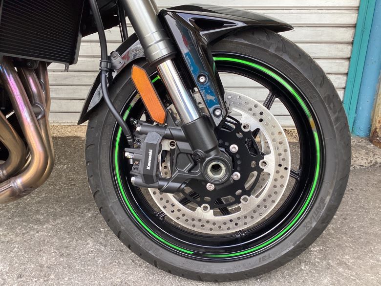 Ｖｅｒｓｙｓ　１１００　ＳＥ