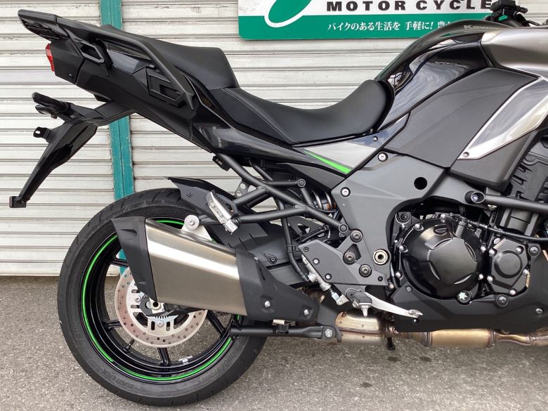 Ｖｅｒｓｙｓ　１１００　ＳＥ