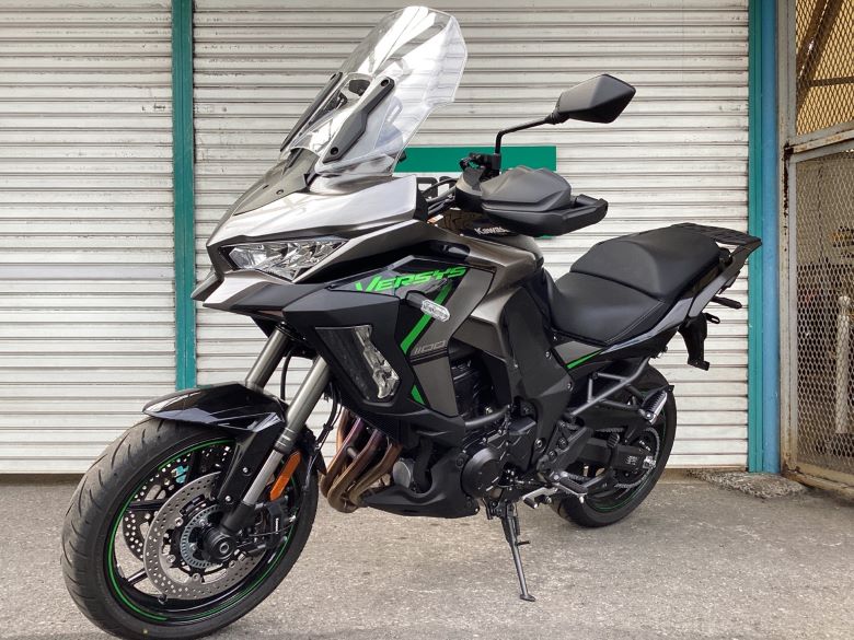 Ｖｅｒｓｙｓ　１１００　ＳＥ