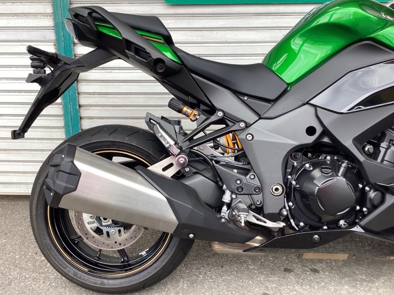 Ｎｉｎｊａ　１１００　ＳＸ　ＳＥ