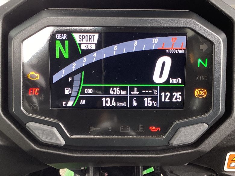 Ｎｉｎｊａ　１１００　ＳＸ　ＳＥ