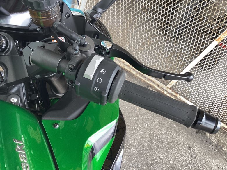 Ｎｉｎｊａ　１１００　ＳＸ　ＳＥ