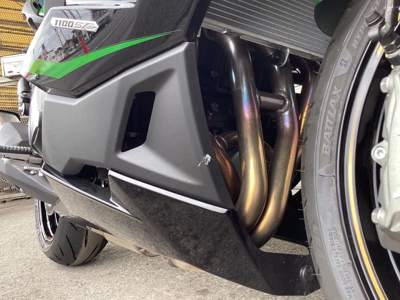 Ｎｉｎｊａ　１１００　ＳＸ　ＳＥ