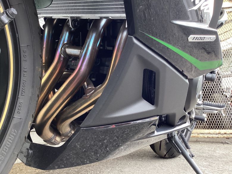 Ｎｉｎｊａ　１１００　ＳＸ　ＳＥ