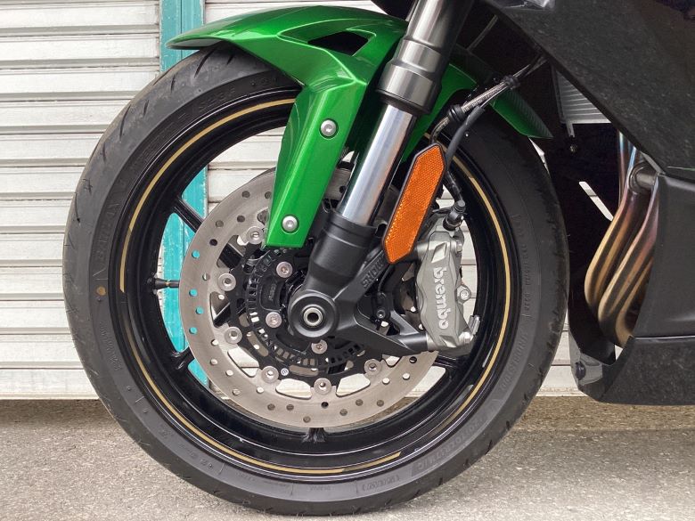 Ｎｉｎｊａ　１１００　ＳＸ　ＳＥ