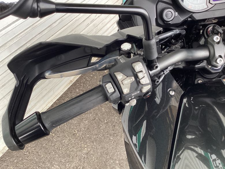 Ｖｅｒｓｙｓ　１０００　ＳＥ