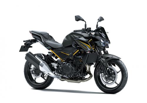 26 KAWASAKI Ｚ４００